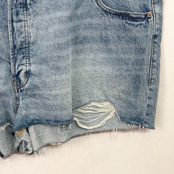 Old Navy Plus Size 26 Denim Shorts Light Blue Jean OG Straight High Rise 418 - Picture 5 of 12